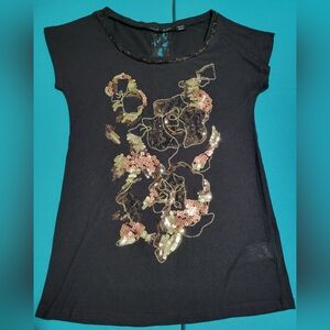 Miss Me Black Short Sleeve Tee Gold Sequins / Lace Details Size M